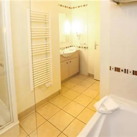 Wonderful La Du - One Bedroom, 4 People Divonne-les-Bains