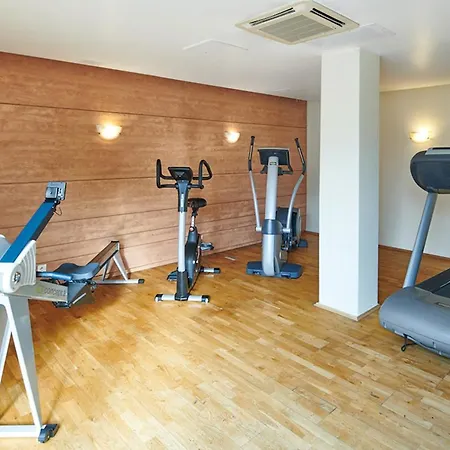Wonderful La Du - One Bedroom, 4 People Apartment Divonne-les-Bains