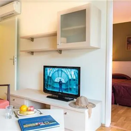 Wonderful La Du - One Bedroom, 4 People